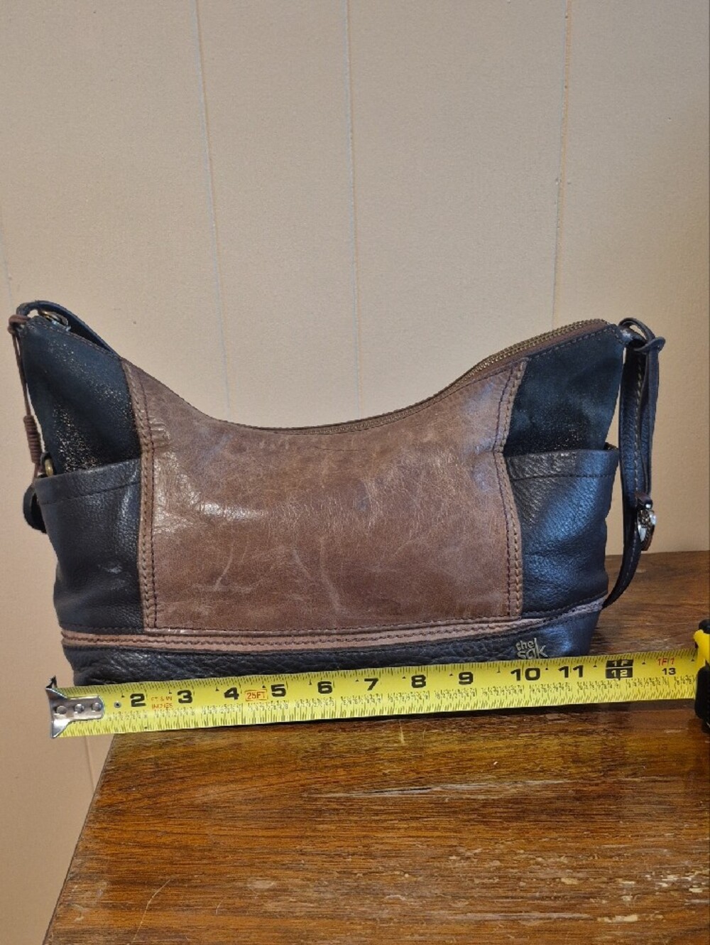 The Sak Two-Tone Brown and Black Leather Messenger Bag - Picture 3 of 7